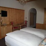 Evaldo Hotel