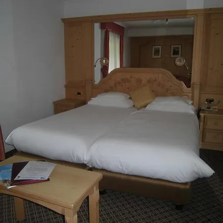 Evaldo מלון אראבה